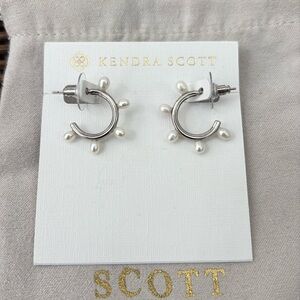 Kendra Scott Leighton Huggies Rhodium